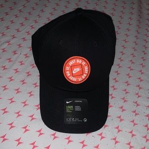 Black Unisex Nike Cap